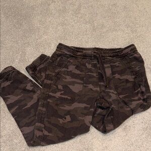 Atheleta Farallon Jogger - Women’s size 6P